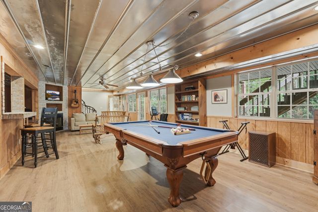 907 Rainbow Circle, Cleveland, GA 30528