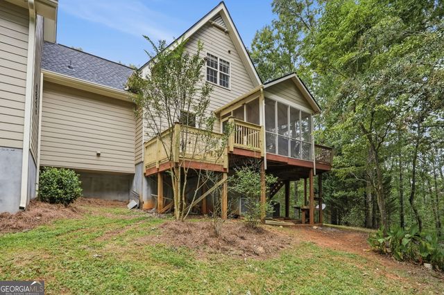 907 Rainbow Circle, Cleveland, GA 30528