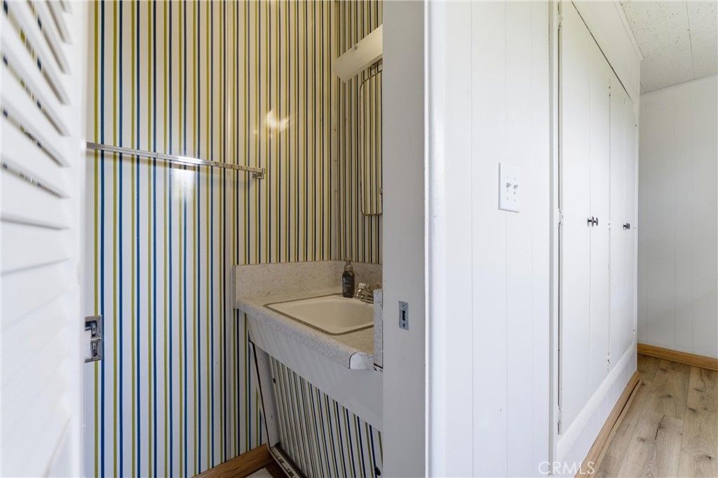 Image 14 of property listing at 7229 Columbia, Lancaster, CA 93536