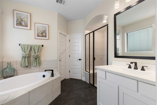 2612 Henley Way, Mansfield, TX 76084