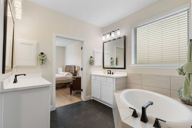 2612 Henley Way, Mansfield, TX 76084