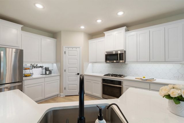 2612 Henley Way, Mansfield, TX 76084