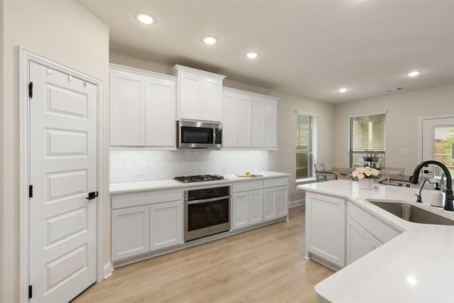 2612 Henley Way, Mansfield, TX 76084