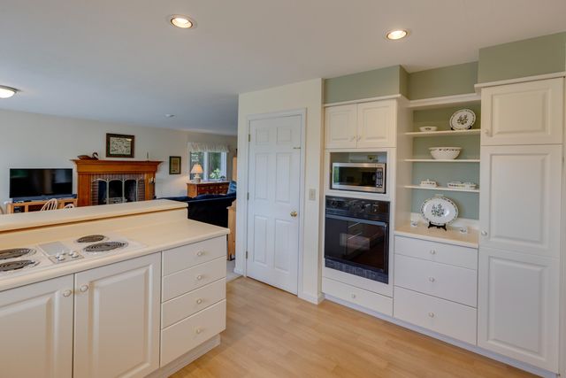 226 Hobart Hill Road, Hebron, NH 03241