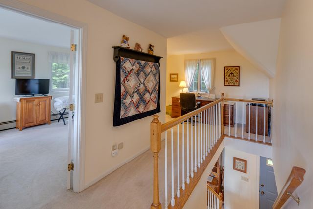 226 Hobart Hill Road, Hebron, NH 03241