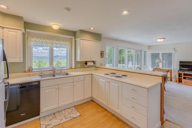 226 Hobart Hill Road, Hebron, NH 03241