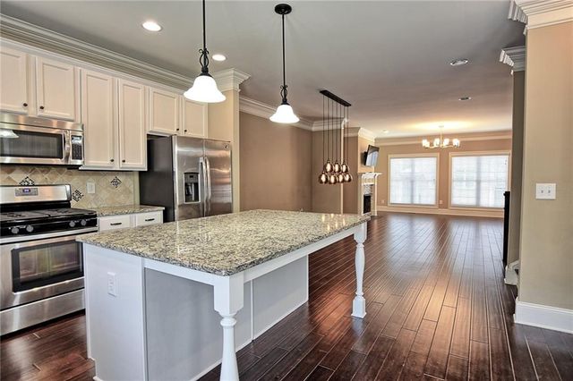 1035 Willow Field SE Lane, Marietta, GA 30067