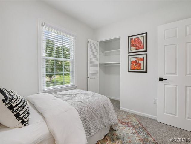 1517 Honor Dr, Henrico, VA 23228