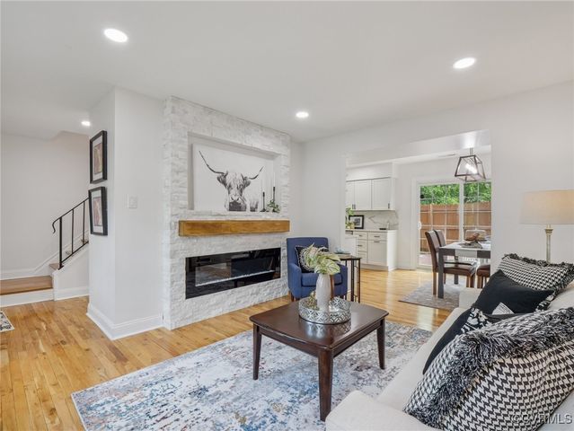 1517 Honor Dr, Henrico, VA 23228