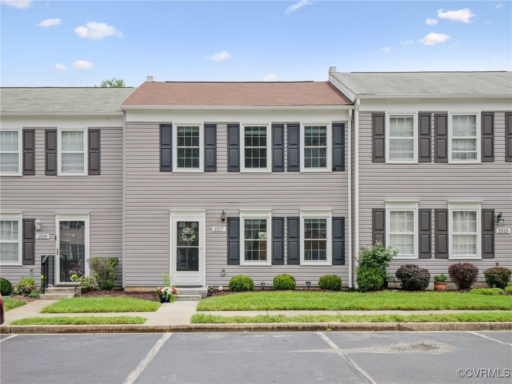 1517 Honor Dr, Henrico, VA 23228