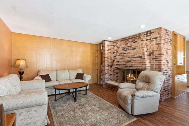 506 Alpine Drive, Waterloo, IA 50702