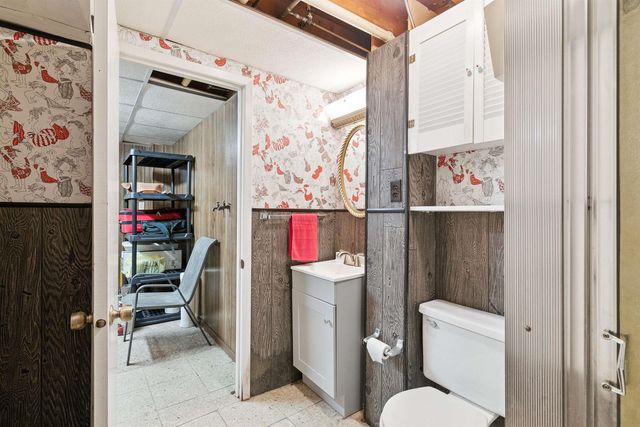 506 Alpine Drive, Waterloo, IA 50702