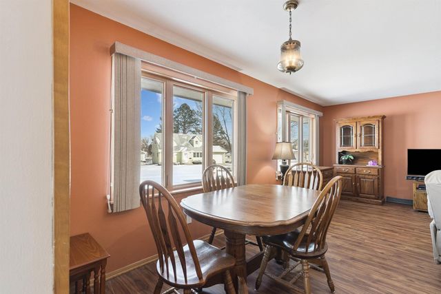 506 Alpine Drive, Waterloo, IA 50702