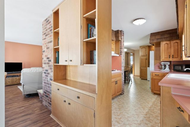 506 Alpine Drive, Waterloo, IA 50702