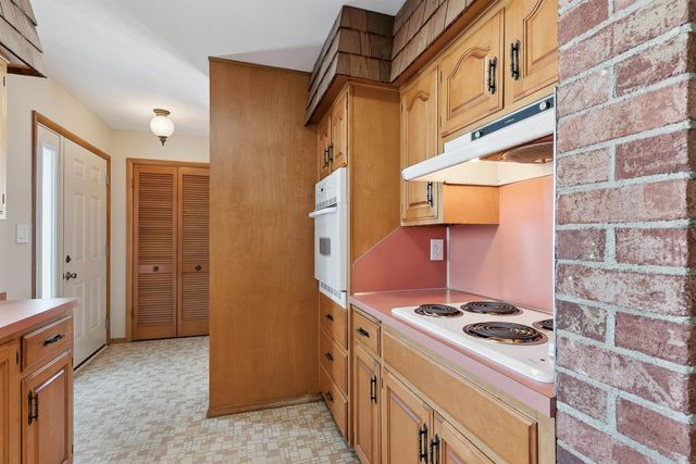 506 Alpine Drive, Waterloo, IA 50702