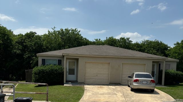 6313 GREEN TOP DR, San Antonio, TX 78233
