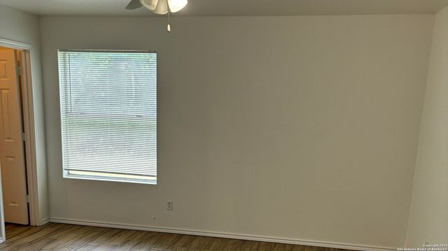 6313 GREEN TOP DR, San Antonio, TX 78233