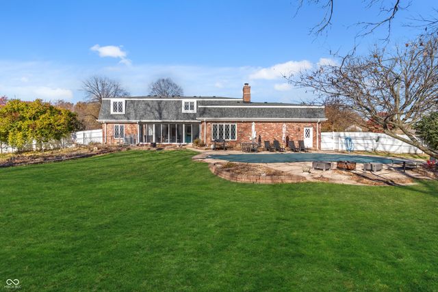 895 Briar Patch Lane, Greenwood, IN 46142