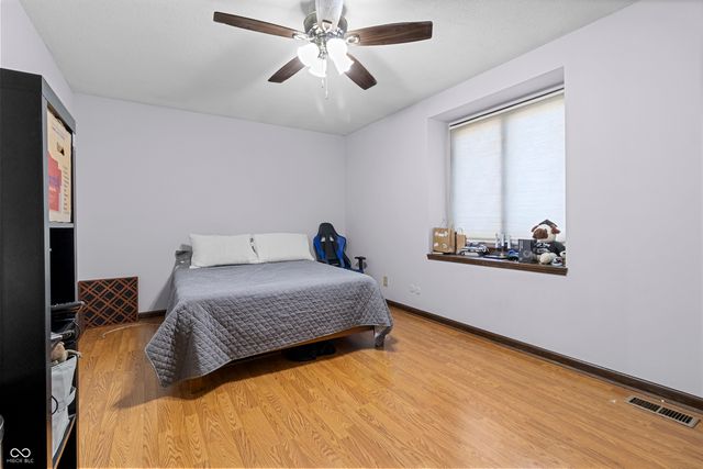 895 Briar Patch Lane, Greenwood, IN 46142