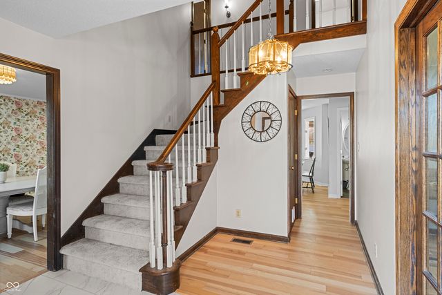 895 Briar Patch Lane, Greenwood, IN 46142