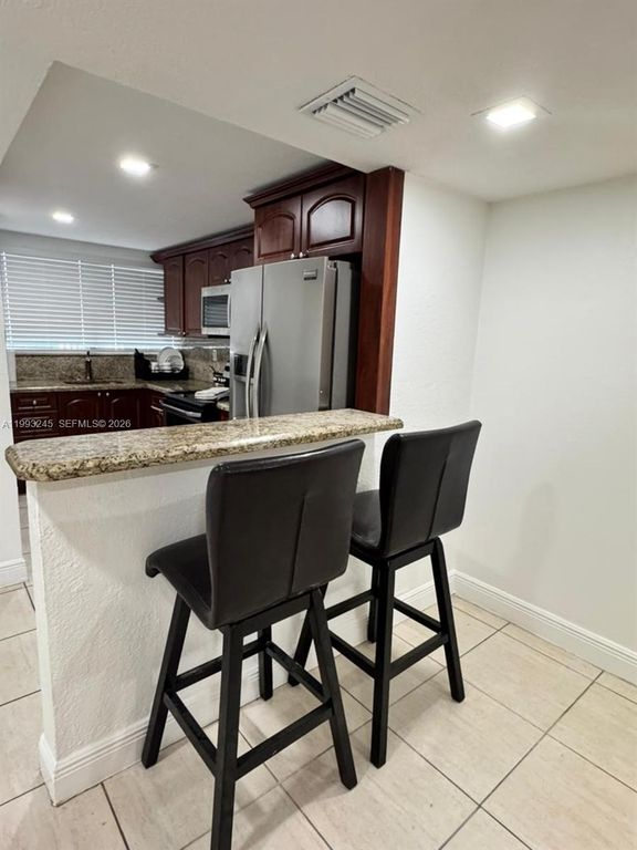 Image 5 of property listing at 1910 SW 17th Ave 4, Miami, FL 33145