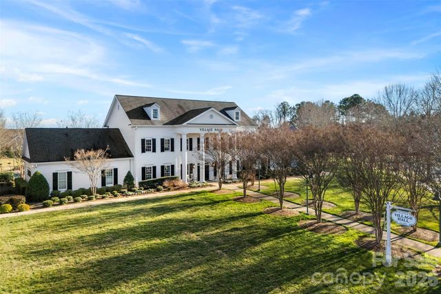 604 District Court, Fort Mill, SC 29708