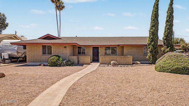 3827 E SHANGRI LA Road, Phoenix, AZ 85028