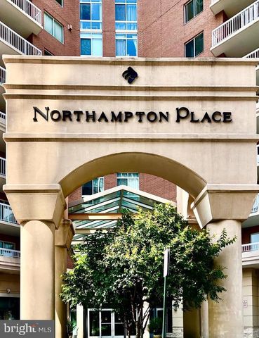 3101 N HAMPTON DR #814, Alexandria, VA 22302