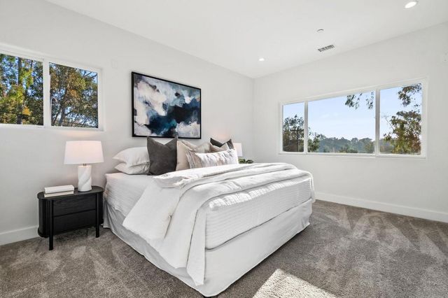 3537 Dove Hollow Dr., Encinitas, CA 92024