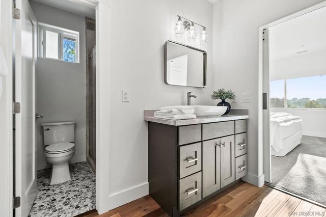 3537 Dove Hollow Dr., Encinitas, CA 92024