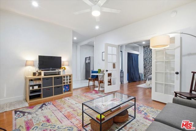 4125 S Figueroa Street 119, Los Angeles, CA 90037