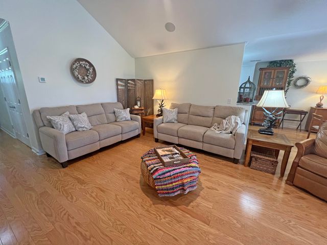 1088 Shore Drive, Manning, SC 29102