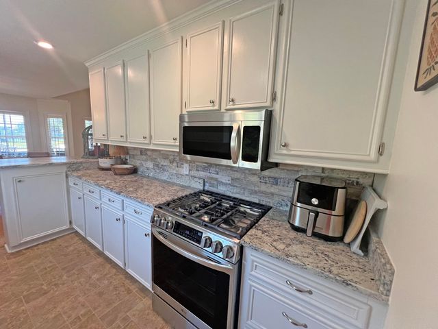 1088 Shore Drive, Manning, SC 29102