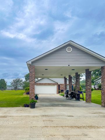 1088 Shore Drive, Manning, SC 29102