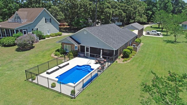 1088 Shore Drive, Manning, SC 29102
