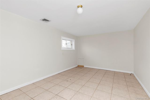 2666 Peconic Avenue, Seaford, NY 11783