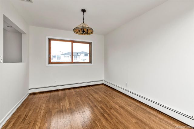 2666 Peconic Avenue, Seaford, NY 11783