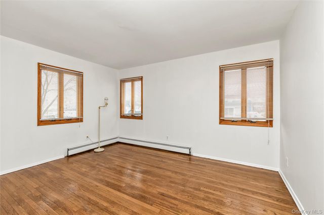 2666 Peconic Avenue, Seaford, NY 11783