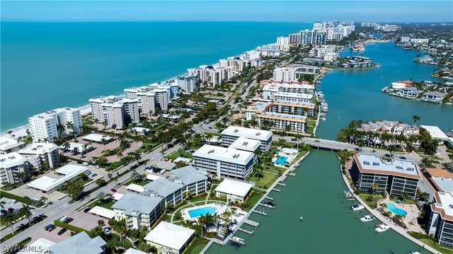 2850 Gulf Shore BLVD N 108, Naples, FL 34103