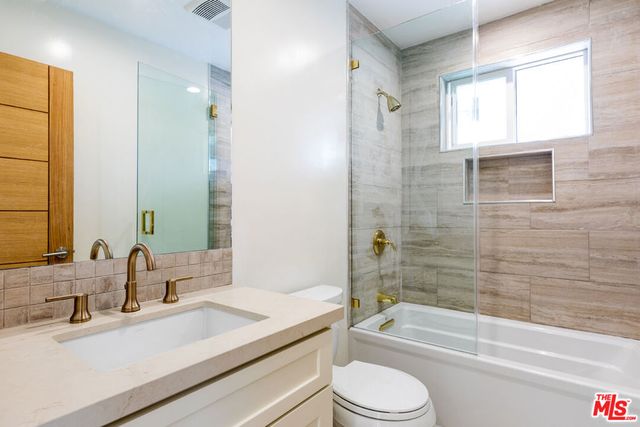 717 S WESTGATE Avenue, Los Angeles, CA 90049