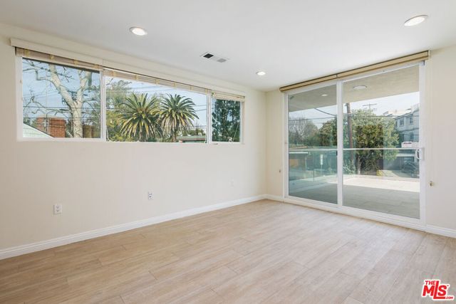 717 S WESTGATE Avenue, Los Angeles, CA 90049