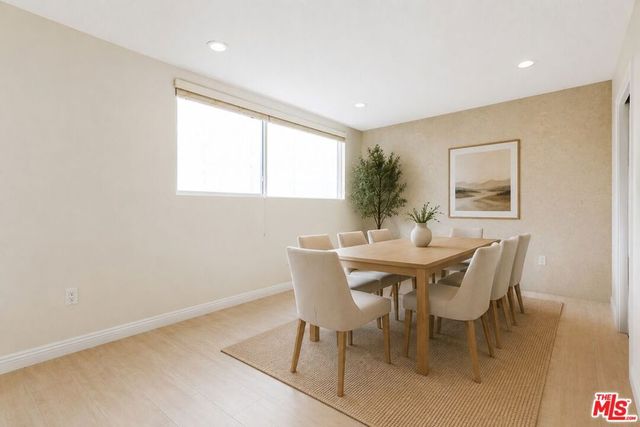 717 S WESTGATE Avenue, Los Angeles, CA 90049