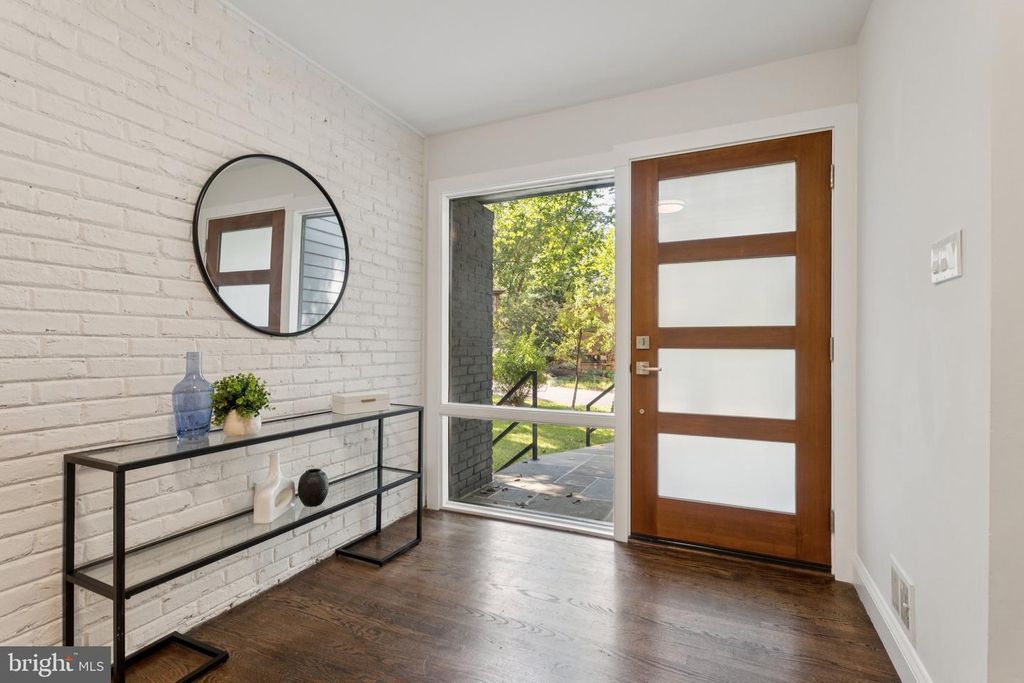 11604 DANVILLE DR, Rockville, MD 20852