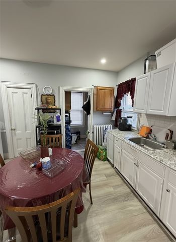 173 Whittier Avenue, Providence, RI 02909