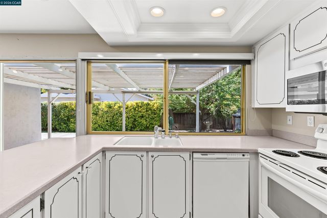 1841 Argonne Dr, Walnut Creek, CA 94598
