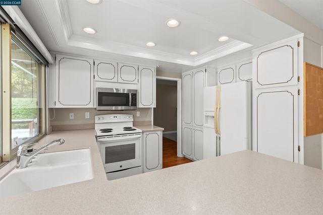 1841 Argonne Dr, Walnut Creek, CA 94598