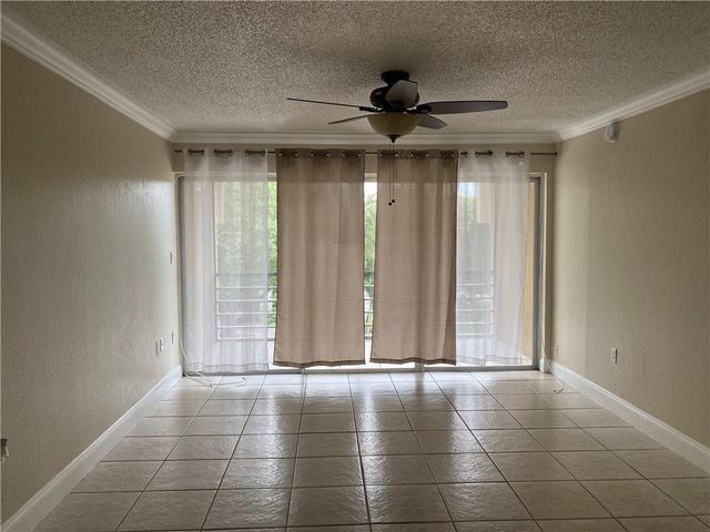 4235 N University Drive 301, Sunrise, FL 33351