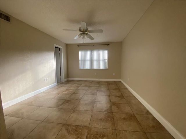 4235 N University Drive 301, Sunrise, FL 33351