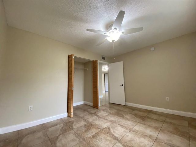 4235 N University Drive 301, Sunrise, FL 33351