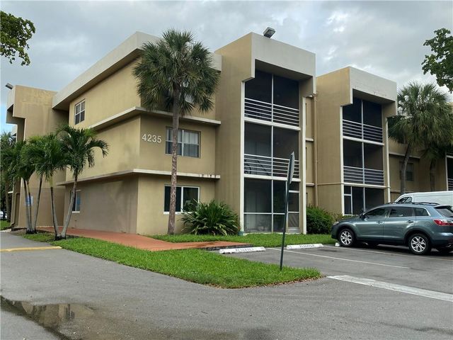 4235 N University Drive 301, Sunrise, FL 33351